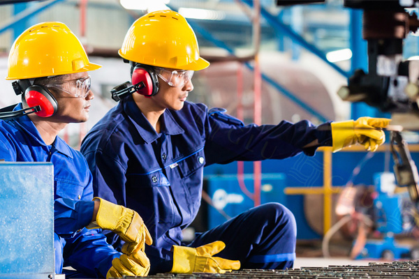 cong-nhan-xay-dung-la-gi-3